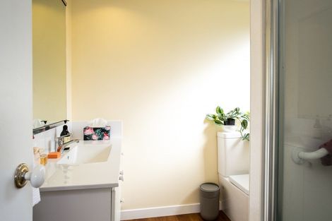 Photo of property in 69 Carlyle Street, Leamington, Cambridge, 3432