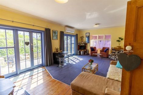 Photo of property in 124 Shakespeare Road, Bluff Hill, Napier, 4110