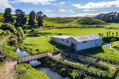 Photo of property in 113 Kaitawa Road, Hautere, Otaki, 5582