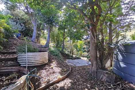 Photo of property in 15 Regent Street, Whakapirau, Maungaturoto, 0583