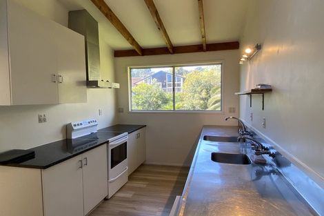 Photo of property in 22 Korotaha Terrace, Rothesay Bay, Auckland, 0630