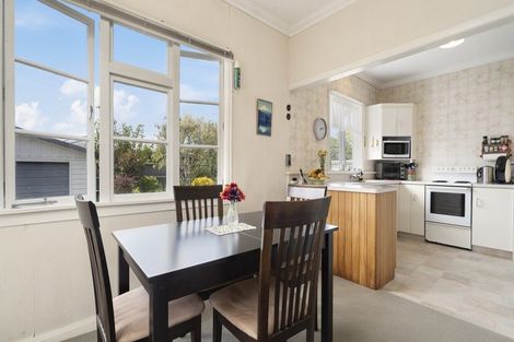 Photo of property in 29 Richmond Street, Fitzroy, New Plymouth, 4312
