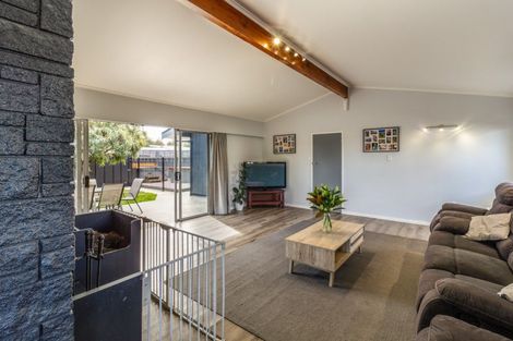 Photo of property in 576 Lowe Street, Camberley, Hastings, 4120