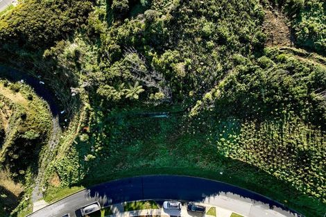 Photo of property in 19 Oakum Road, Whitby, Porirua, 5024