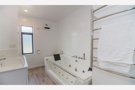 Photo of property in 2 Park Avenue Mews, Ohakune, 4625