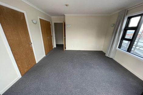 Photo of property in Endeavour Apartments, 6/125 Thorndon Quay, Pipitea, Wellington, 6011