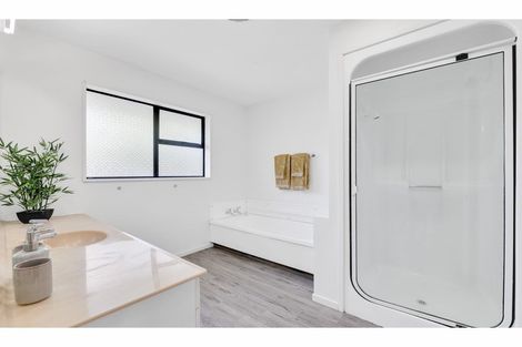 Photo of property in 22 Giles Place, Shirley, Christchurch, 8061