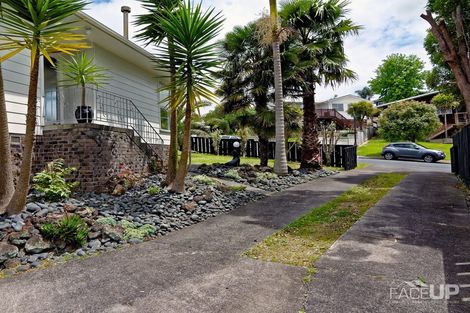 Photo of property in 15 Bellringer Road, Massey, Auckland, 0614
