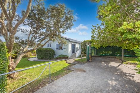 Photo of property in 32 Wainui Road, Raglan, 3225