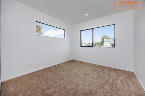Photo of property in 56e Cyclamen Road, Mangere, Auckland, 2022