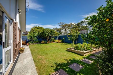 Photo of property in 30 Fairfield Avenue, Fairfield, Lower Hutt, 5011