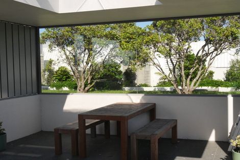 Photo of property in Sentinel Apartments, 1305/3 Northcroft Street, Takapuna, Auckland, 0622