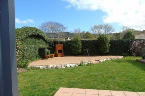 Photo of property in 415 Fergusson Drive, Heretaunga, Upper Hutt, 5018