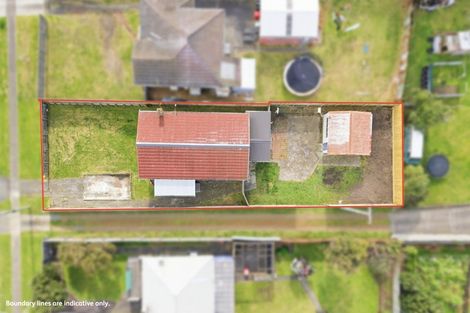 Photo of property in 28 Aotea Street, Castlecliff, Whanganui, 4501