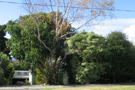 Photo of property in 38 Dowling Grove, Silverstream, Upper Hutt, 5019