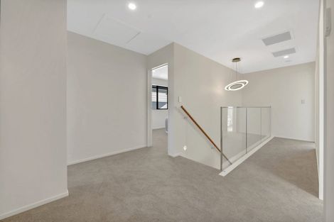 Photo of property in 7 Woven Place, Karaka, Papakura, 2113