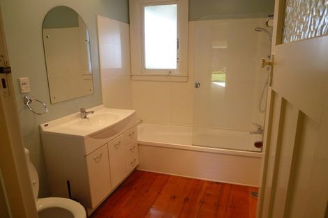 Photo of property in 42 Matamau Street, Palmerston North, 4414