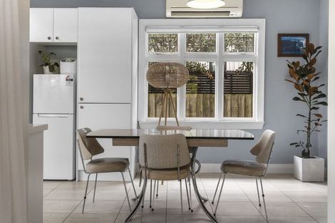 Photo of property in 144 Esplanade, Sumner, Christchurch, 8081