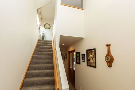 Photo of property in 9 Clyde Road, Upper Riccarton, Christchurch, 8041