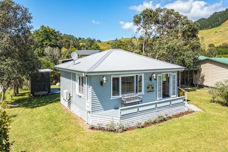 Photo of property in 35 Marlin Place, Whiritoa, Whangamata, 3691