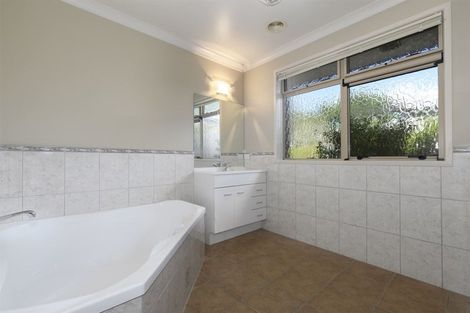 Photo of property in 109 Waikite Road, Welcome Bay, Tauranga, 3175