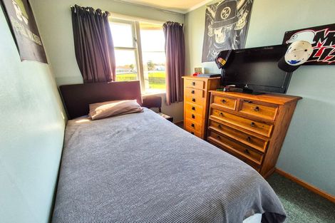 Photo of property in 35 Ross Crescent, Fairfield, Hamilton, 3214