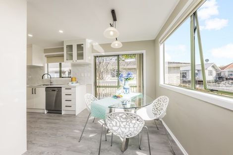 Photo of property in 12a Gordon Road, Papatoetoe, Auckland, 2025