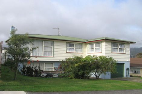 Photo of property in 14 Saint Johns Terrace, Tawa, Wellington, 5028