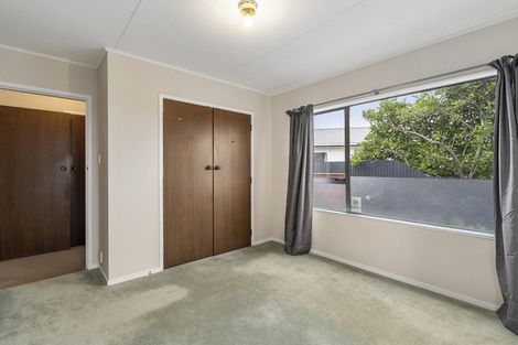 Photo of property in 17 Bendigo Street, Cloverlea, Palmerston North, 4412