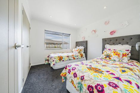 Photo of property in 28a Jules Crescent, Bell Block, New Plymouth, 4312