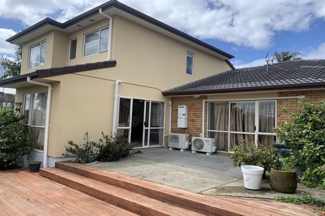 Photo of property in 1 Luna Place, Henderson, Auckland, 0612