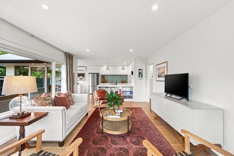 Photo of property in 14b Searells Road, Strowan, Christchurch, 8052