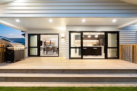 Photo of property in 41 Korihi Drive, Swanson, Auckland, 0614