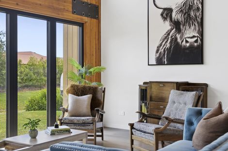 Photo of property in 7 Sapphire Spring Rise, Wanaka, 9305