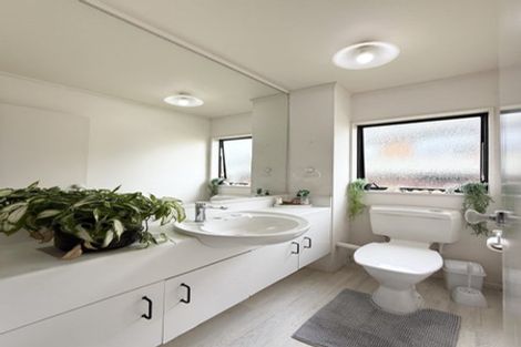 Photo of property in 1/50 Simmental Crescent, Somerville, Auckland, 2014