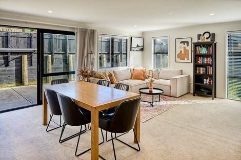 Photo of property in 6 Topsail Way, Whitby, Porirua, 5024