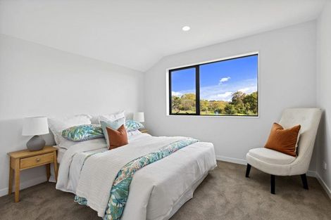 Photo of property in 2 Kanono Way, Helensville, 0800