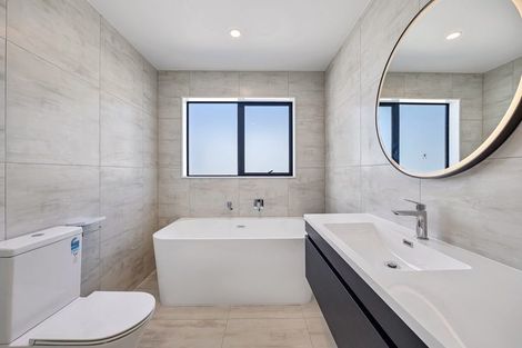 Photo of property in 13 Katote Avenue, Swanson, Auckland, 0614