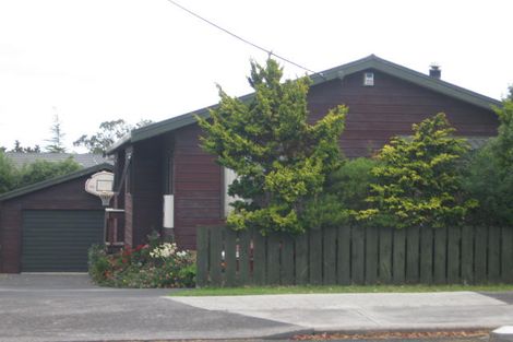Photo of property in 151 Chivalry Road, Glenfield, Auckland, 0629