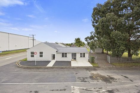 Photo of property in 205 Dukes Road North, Mosgiel, 9092