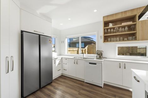 Photo of property in 13 Karanema Place, Coastlands, Whakatane, 3120