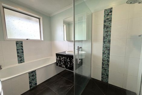 Photo of property in 2/49 Chichester Street, Woolston, Christchurch, 8023