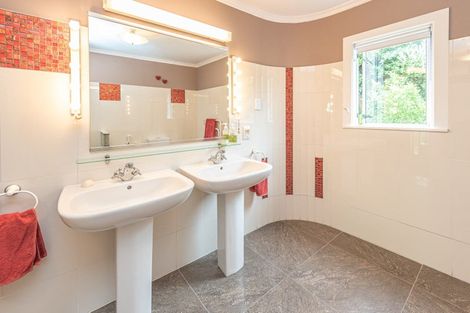 Photo of property in 12 Rawhiti Place, Saint Johns Hill, Whanganui, 4501