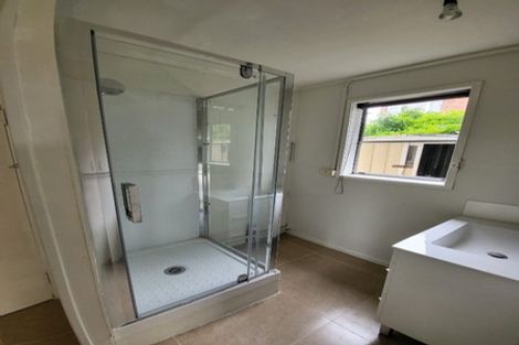 Photo of property in 200 Bucklands Beach Road, Bucklands Beach, Auckland, 2012