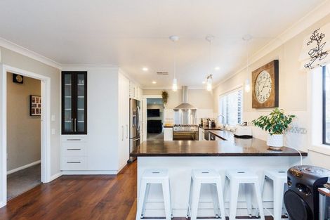 Photo of property in 74 College Street, Awapuni, Palmerston North, 4412