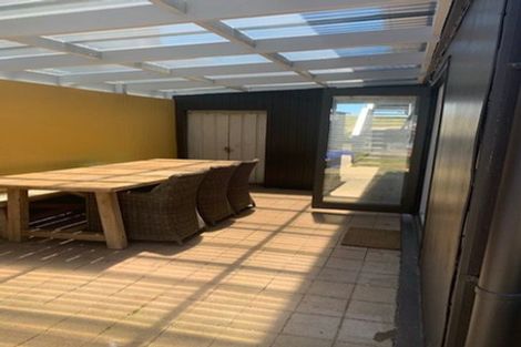 Photo of property in 806a Papamoa Beach Road, Papamoa Beach, Papamoa, 3118