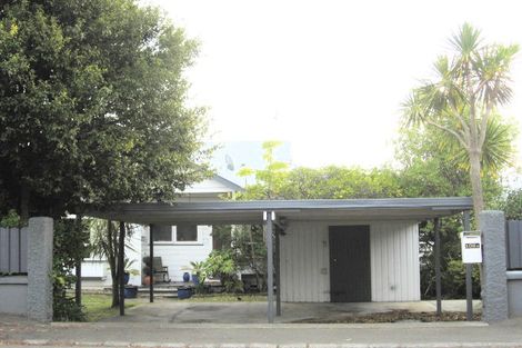 Photo of property in 106 Chaucer Road North, Hospital Hill, Napier, 4110