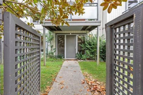 Photo of property in 7/33 School Road, Morningside, Auckland, 1021