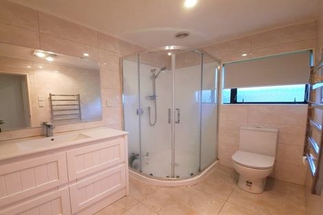 Photo of property in 1/83 Aberfeldy Avenue, Highland Park, Auckland, 2010