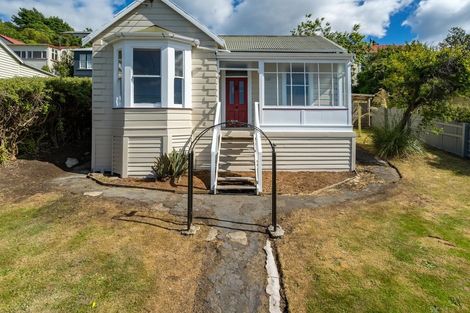 Photo of property in 14 Bridge Street, Clyde Hill, Dunedin, 9011